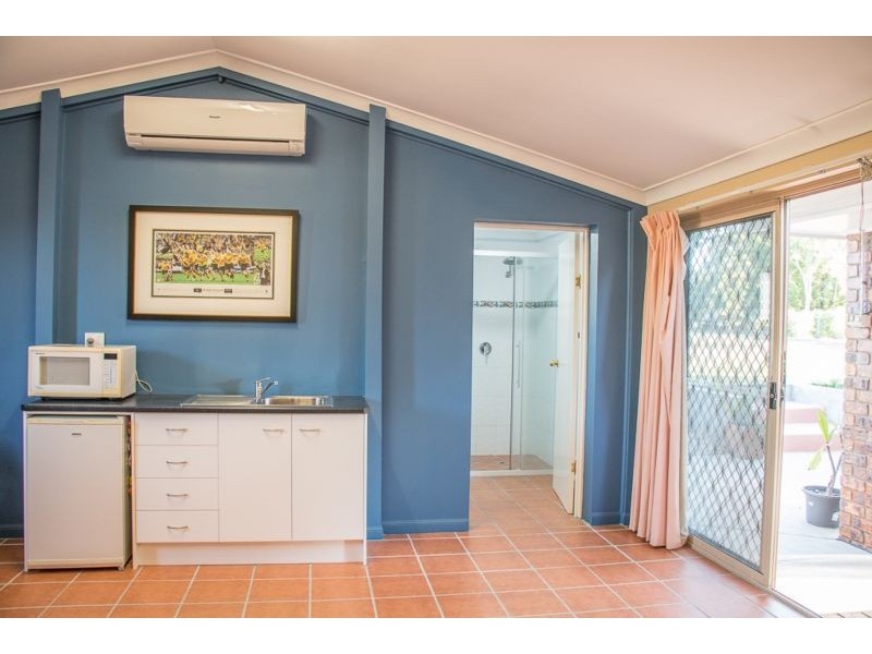 7 Equestrian Drive, Yamanto QLD 4305