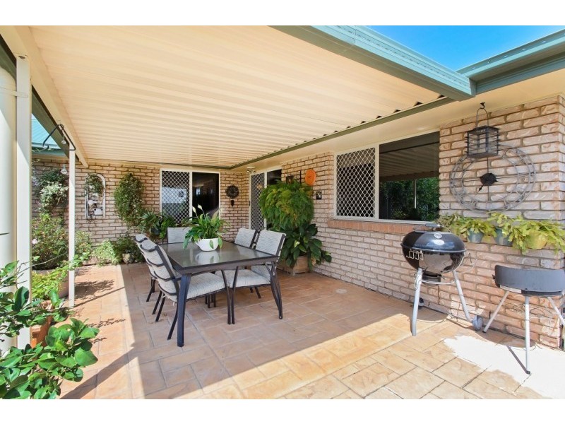 52 Sandalwood Drive, Yamanto QLD 4305