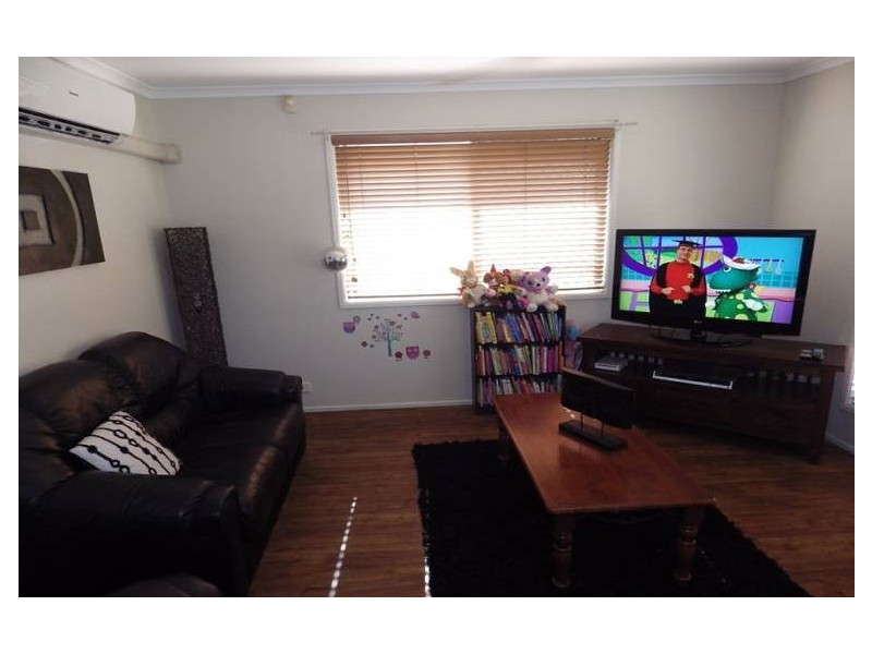 19 Bangalow Crescent, Raceview QLD 4305