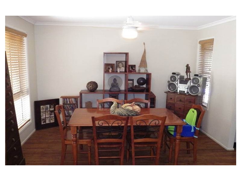 19 Bangalow Crescent, Raceview QLD 4305