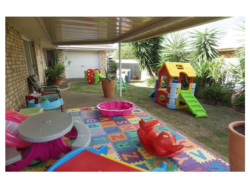 19 Bangalow Crescent, Raceview QLD 4305