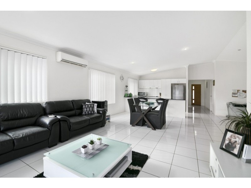 6 Windermere Street, Raceview QLD 4305