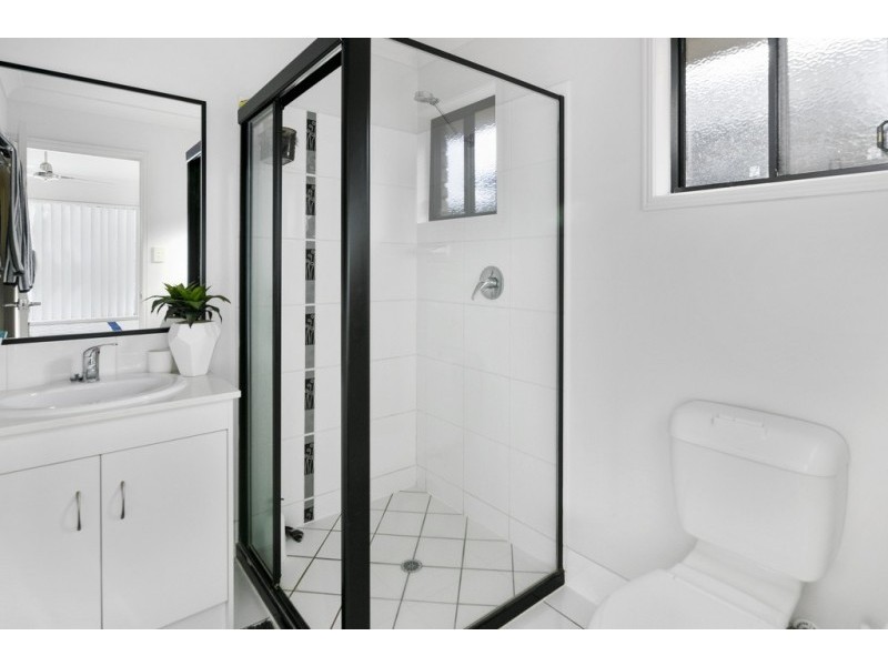 6 Windermere Street, Raceview QLD 4305