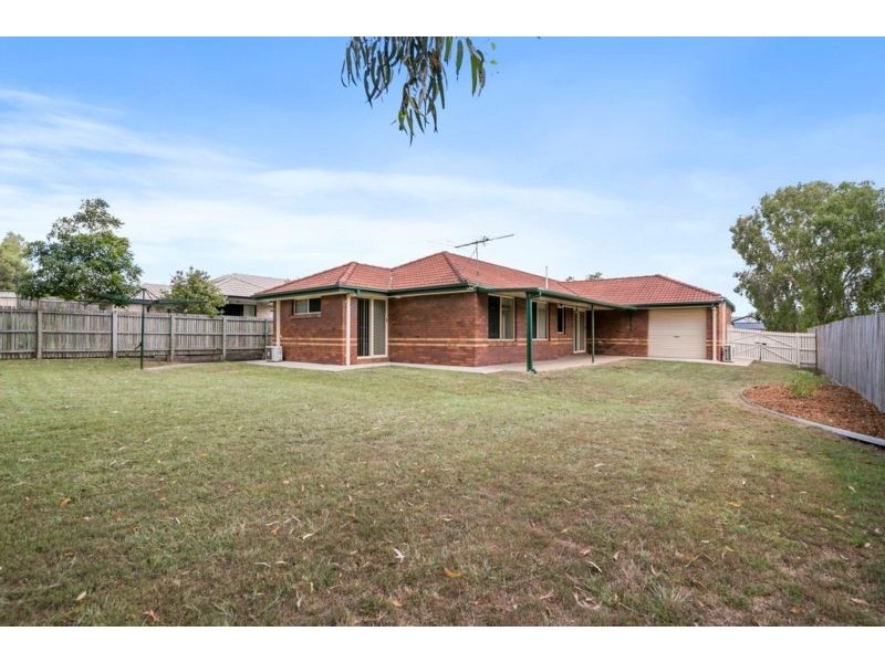30 Kentia Circuit, Flinders View QLD 4305