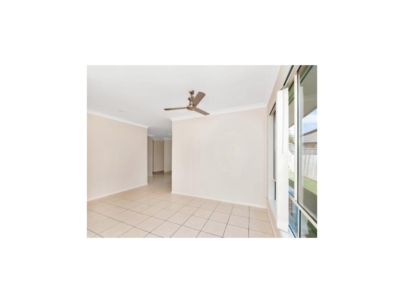 44 Brittany Crescent, Raceview QLD 4305