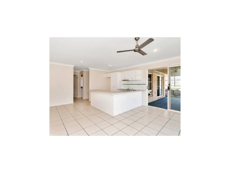 44 Brittany Crescent, Raceview QLD 4305