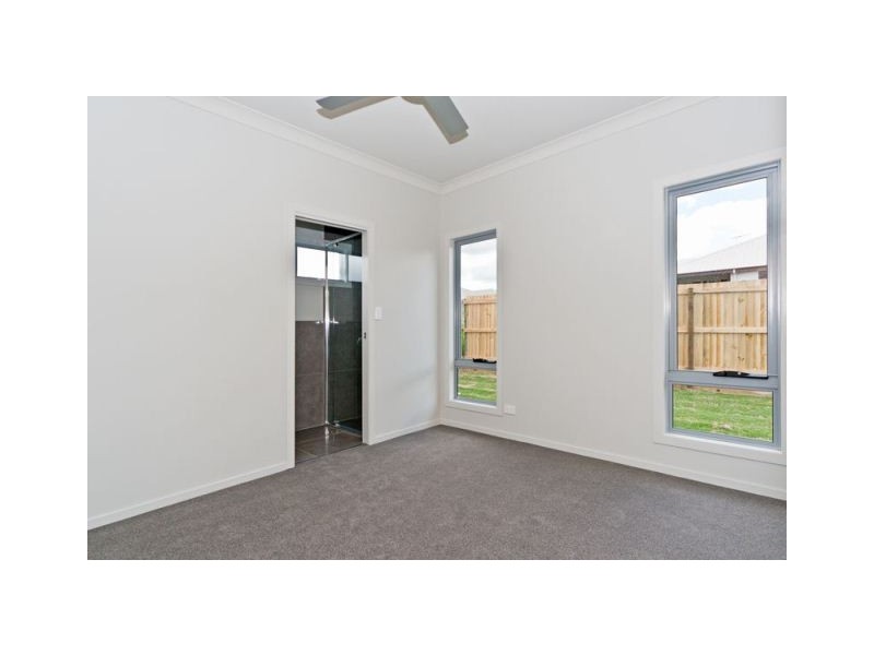 2 Sirmione Court, Raceview QLD 4305