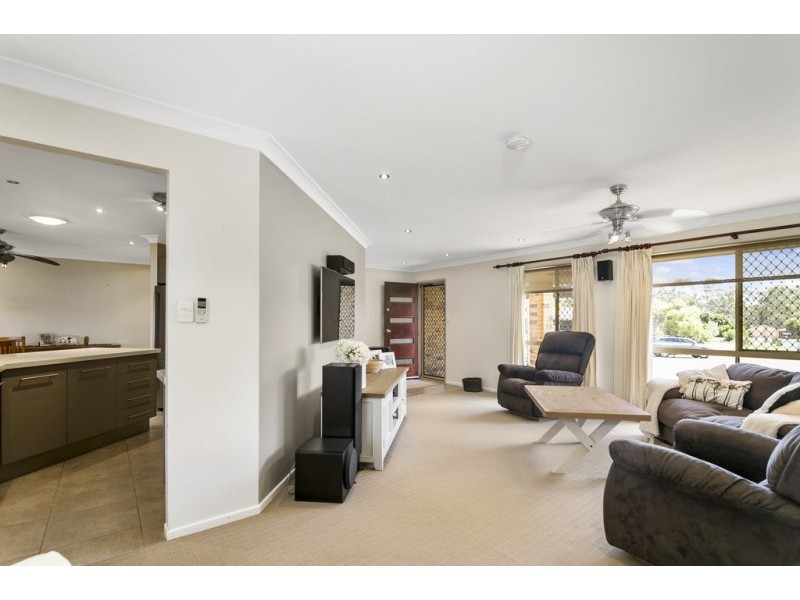 14 Pinto Court, Yamanto QLD 4305