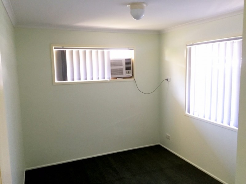 1/3 Settlers Way, Raceview QLD 4305