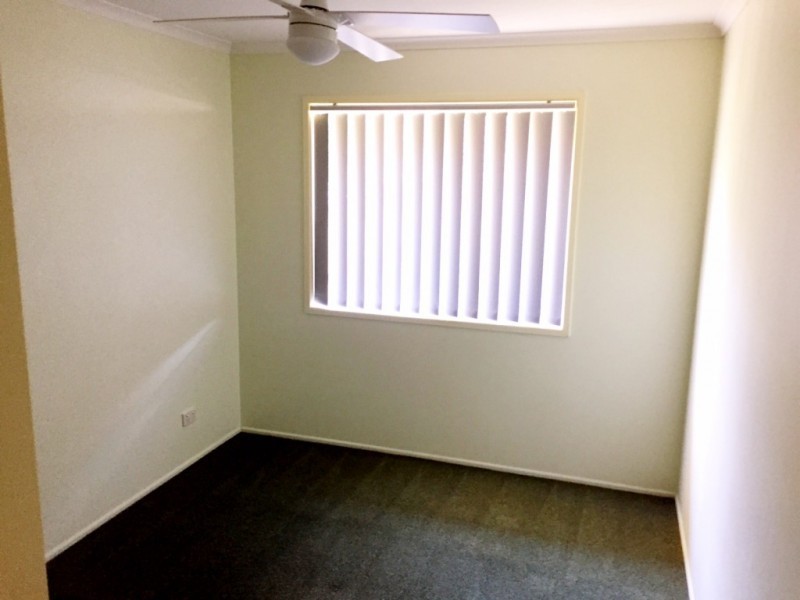 1/3 Settlers Way, Raceview QLD 4305