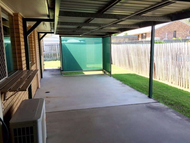 1/3 Settlers Way, Raceview QLD 4305