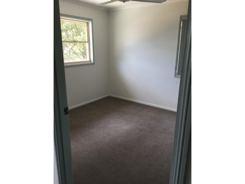 4/1 Glode Ave, Churchill QLD 4305