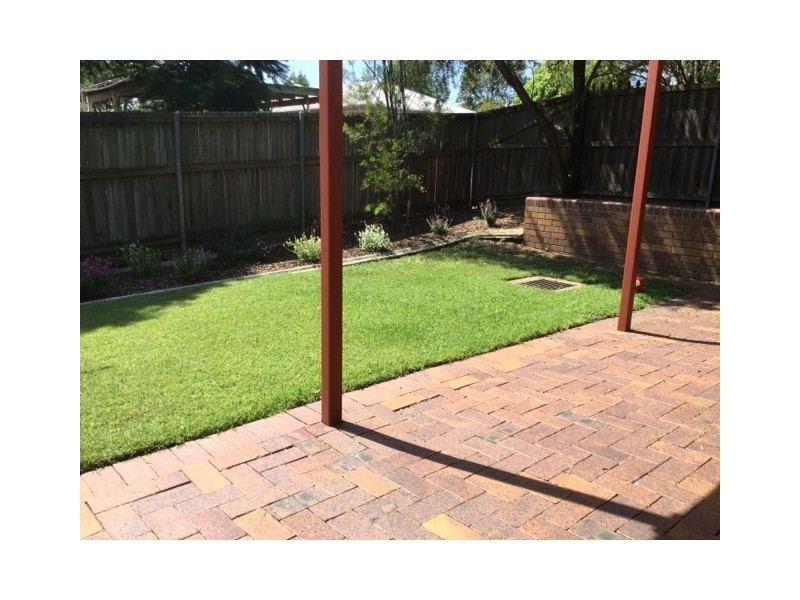 4/1 Glode Ave, Churchill QLD 4305