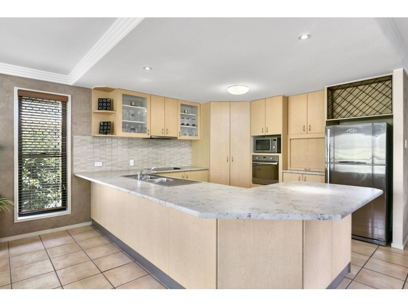 4 Jacana Crescent, Flinders View QLD 4305