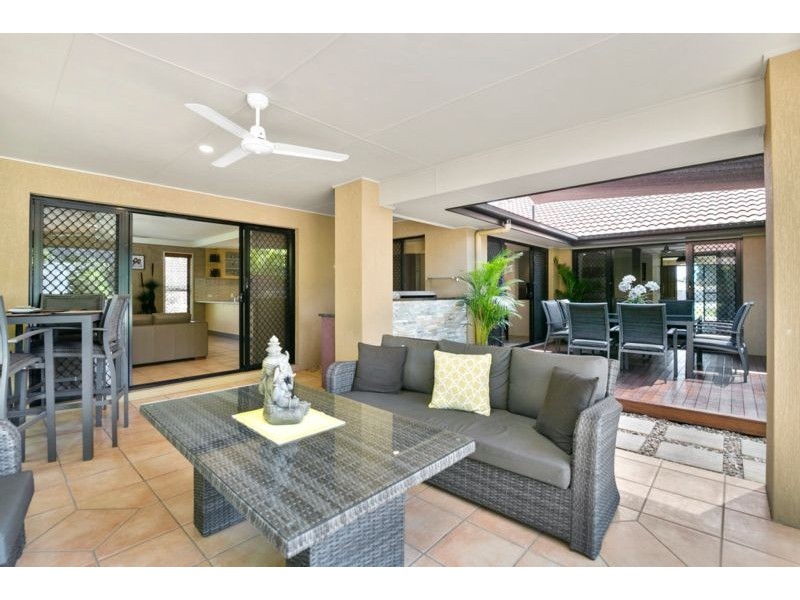 4 Jacana Crescent, Flinders View QLD 4305