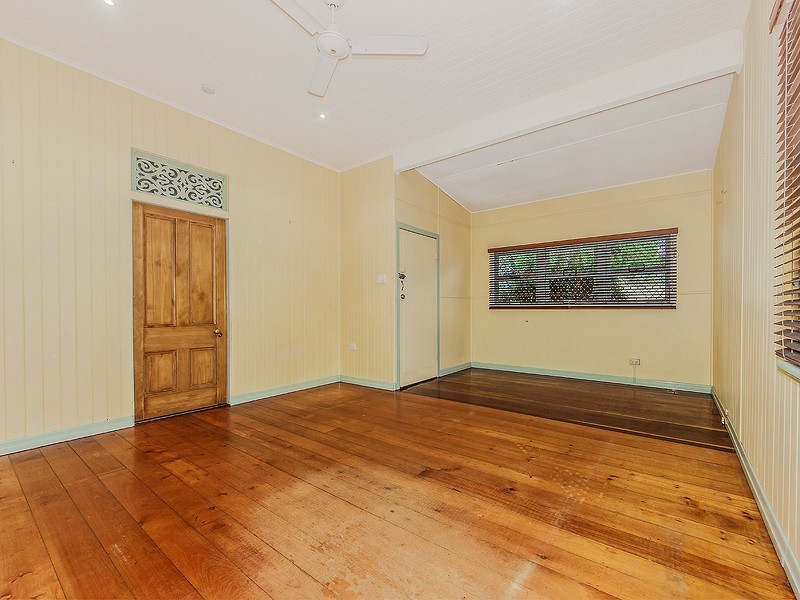 28 Alice Street, Silkstone QLD 4304