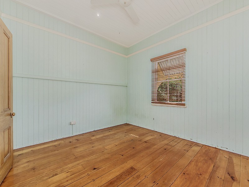 28 Alice Street, Silkstone QLD 4304