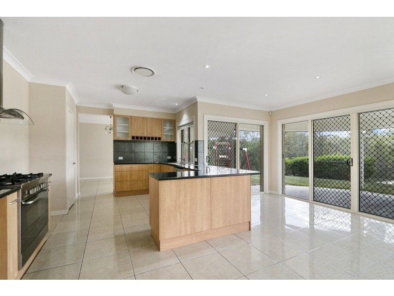 49 Highfield Place, Mount Crosby QLD 4306