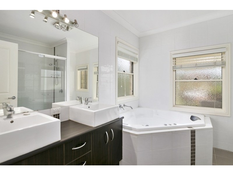 49 Highfield Place, Mount Crosby QLD 4306