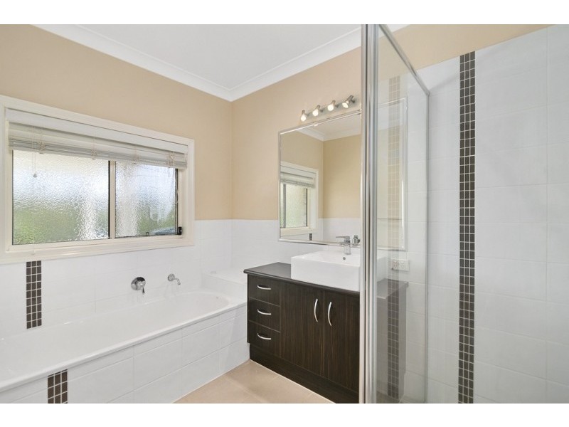 49 Highfield Place, Mount Crosby QLD 4306