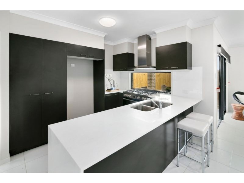 52 Bottlebrush Drive, Deebing Heights QLD 4306