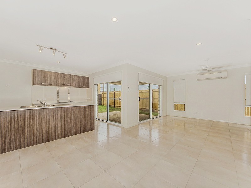 34 Affinity Way, South Ripley QLD 4306