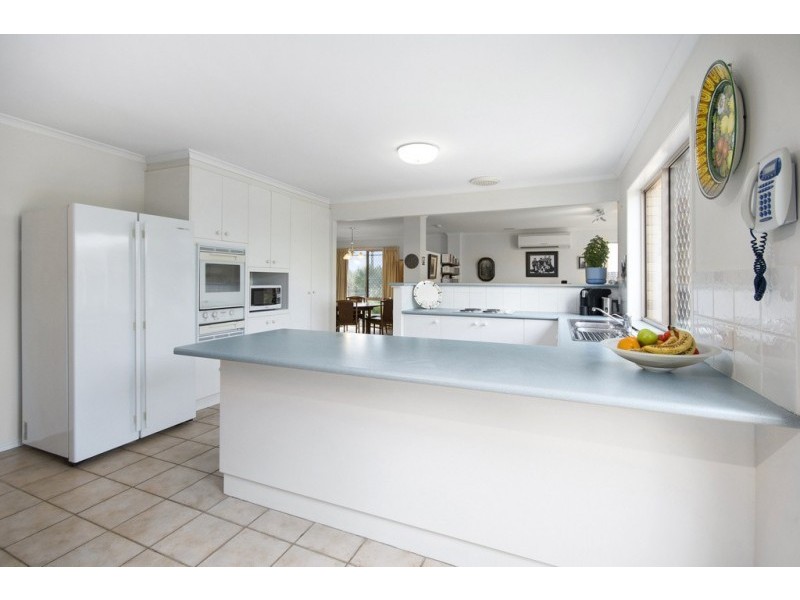 46 Sandalwood Drive, Yamanto QLD 4305
