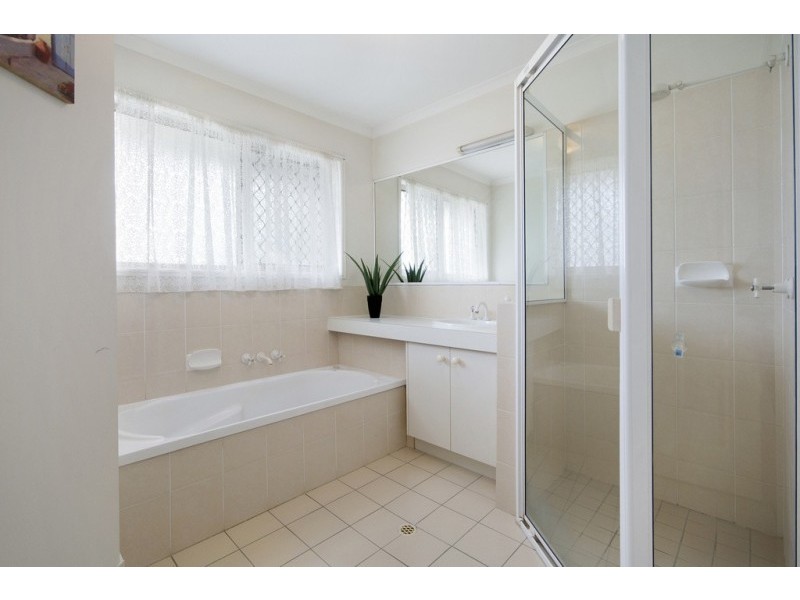 46 Sandalwood Drive, Yamanto QLD 4305