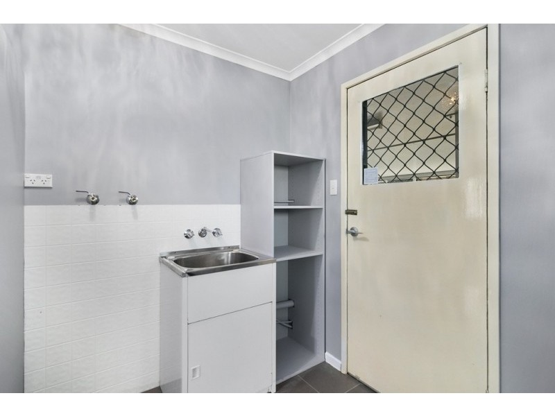 44 Cooinda St, Eastern Heights QLD 4305