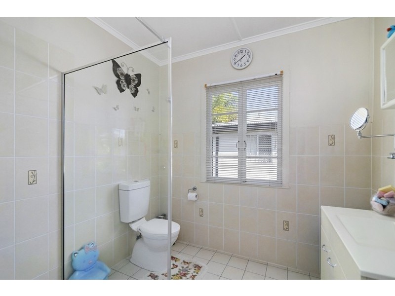 28 Duncan Street, Riverview QLD 4303
