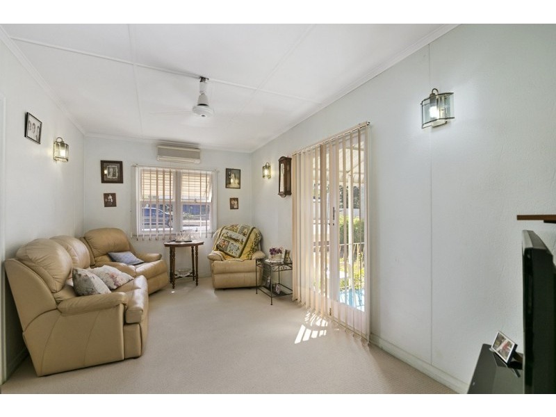 28 Duncan Street, Riverview QLD 4303