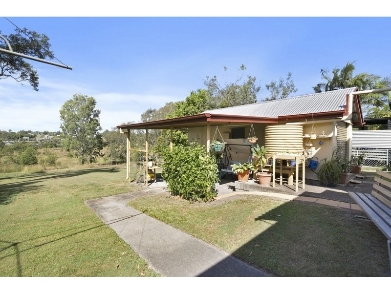 28 Duncan Street, Riverview QLD 4303