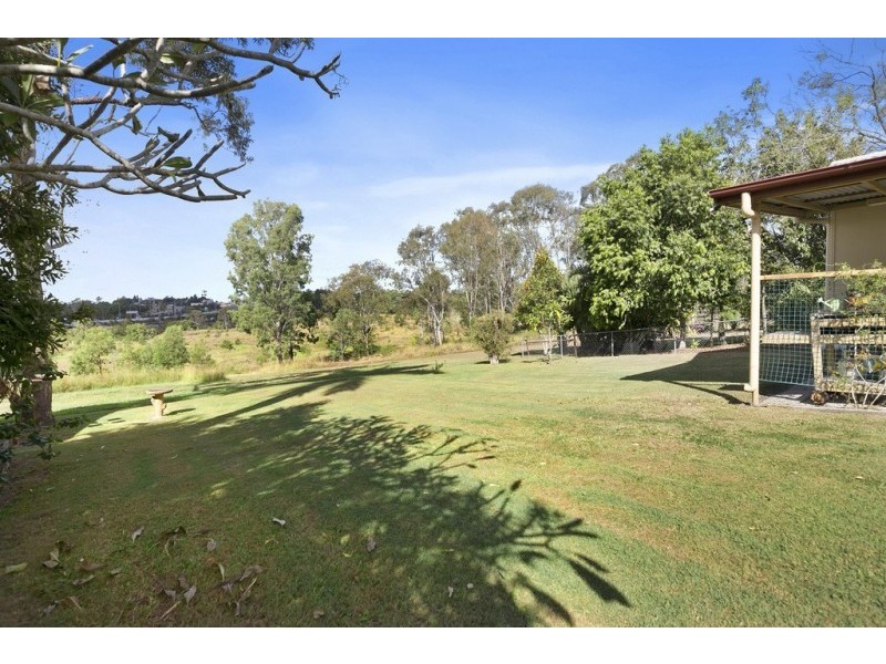 28 Duncan Street, Riverview QLD 4303