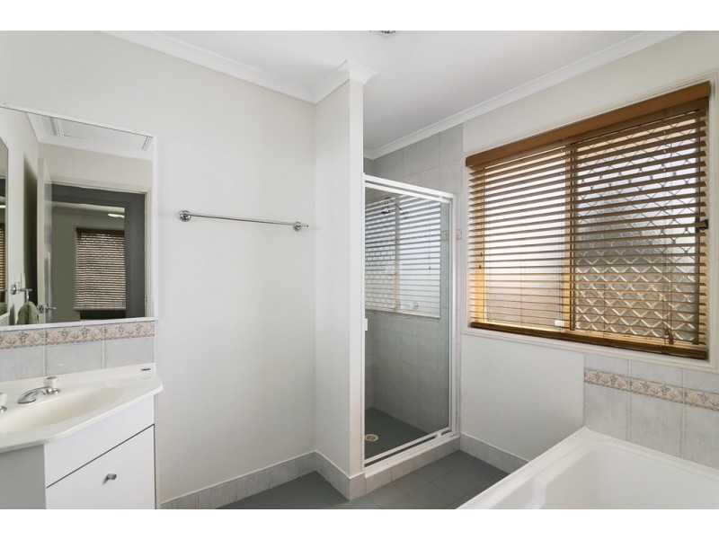 14 Glasgow Boulevard, Brassall QLD 4305