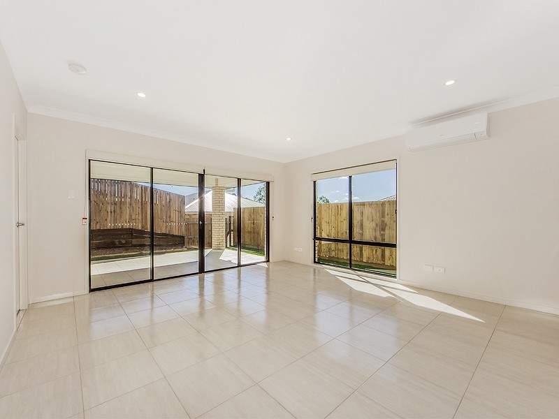 5 Starling Street, Deebing Heights QLD 4306