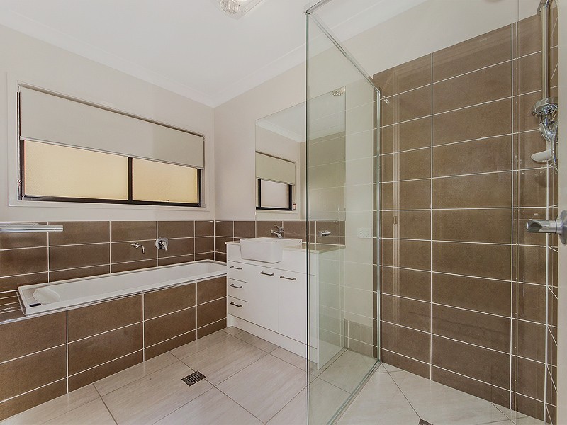 5 Starling Street, Deebing Heights QLD 4306