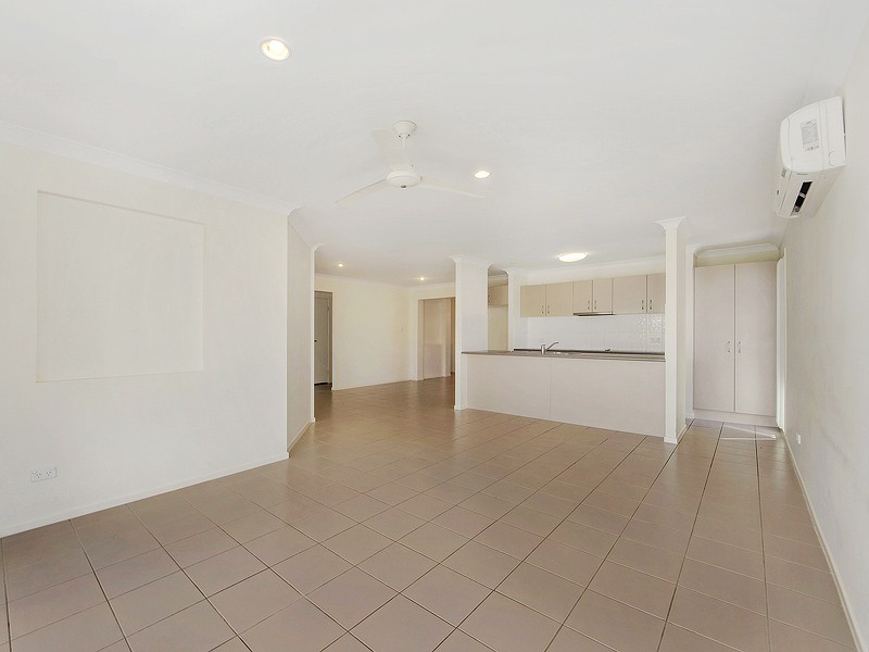 96 Jacaranda Drive, Yamanto QLD 4305