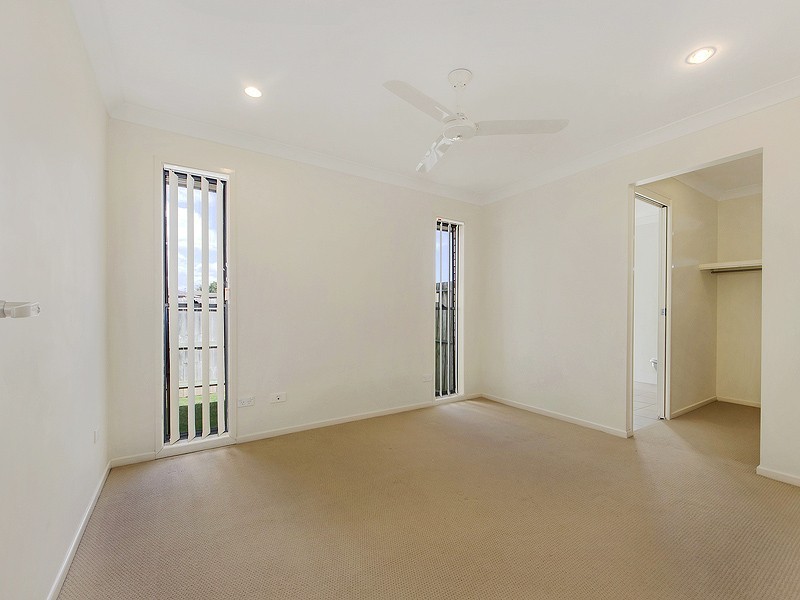 96 Jacaranda Drive, Yamanto QLD 4305