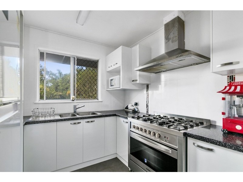 8 Glode Avenue, Churchill QLD 4305