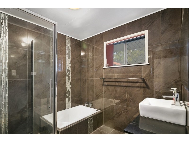 8 Glode Avenue, Churchill QLD 4305