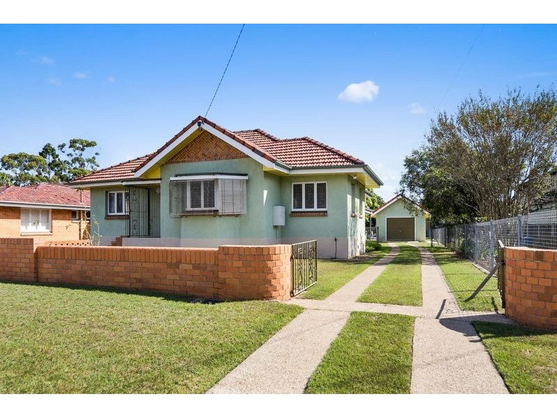 41 Macquarie Street, Silkstone QLD 4304