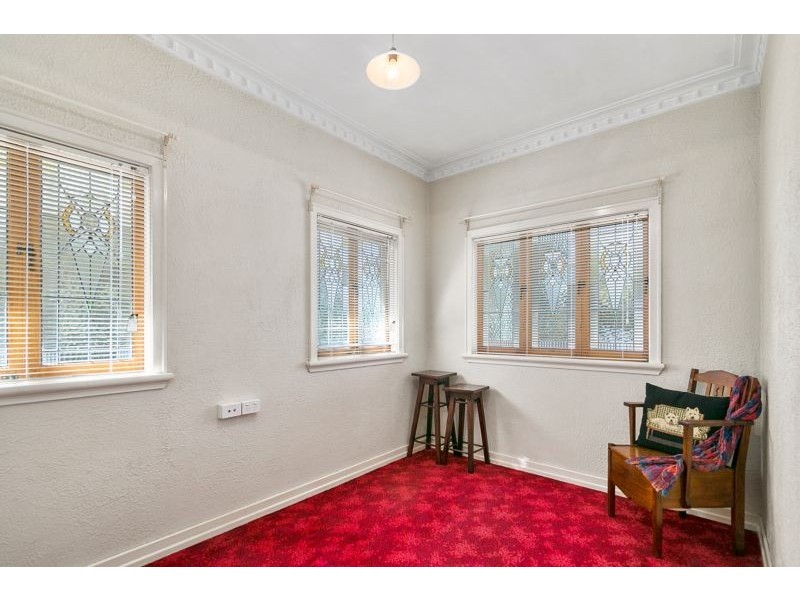 41 Macquarie Street, Silkstone QLD 4304