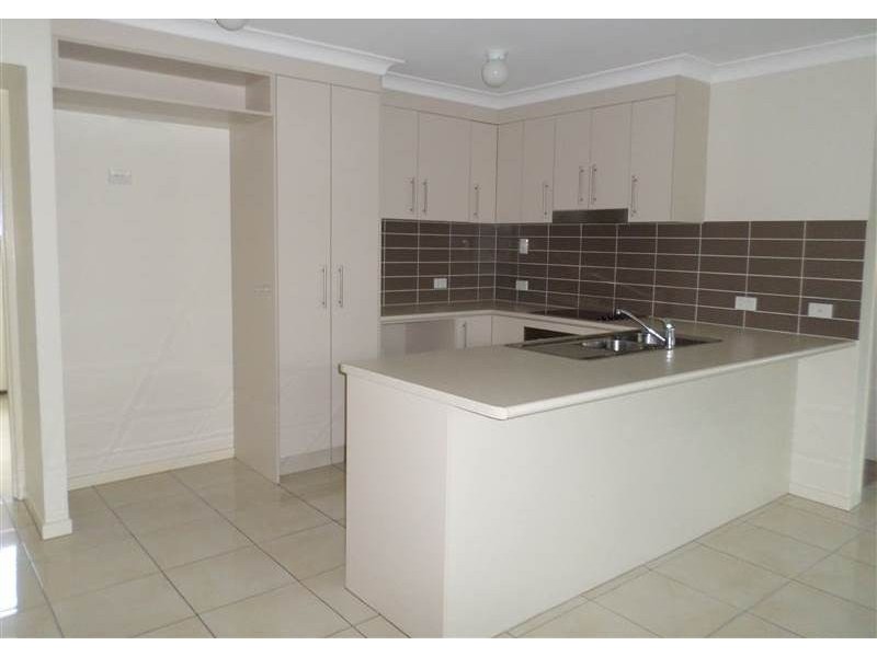 12 Kordan Boulevard, Raceview QLD 4305