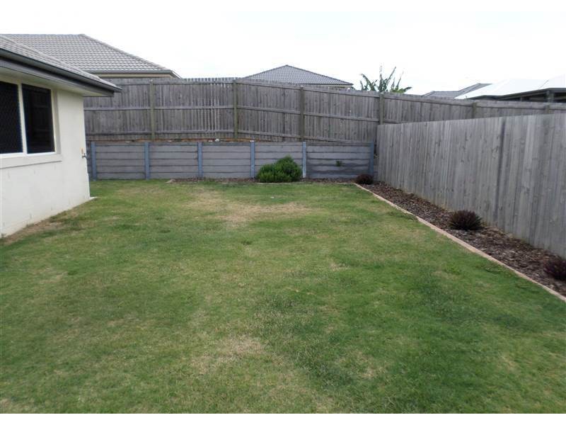 12 Kordan Boulevard, Raceview QLD 4305