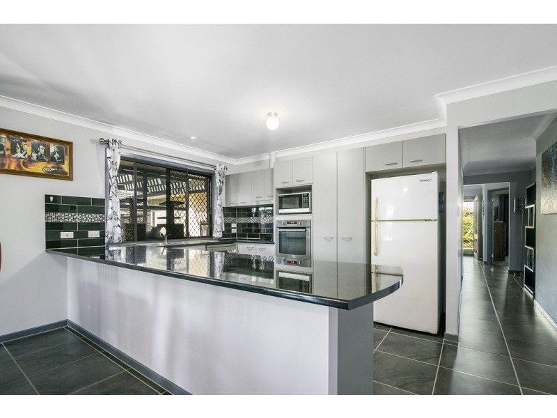 19 Earlwood Court, Raceview QLD 4305