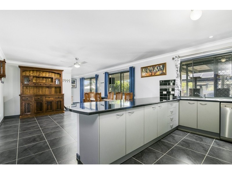 19 Earlwood Court, Raceview QLD 4305