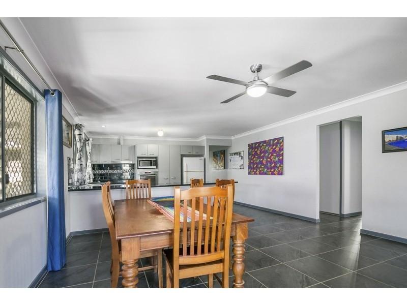 19 Earlwood Court, Raceview QLD 4305