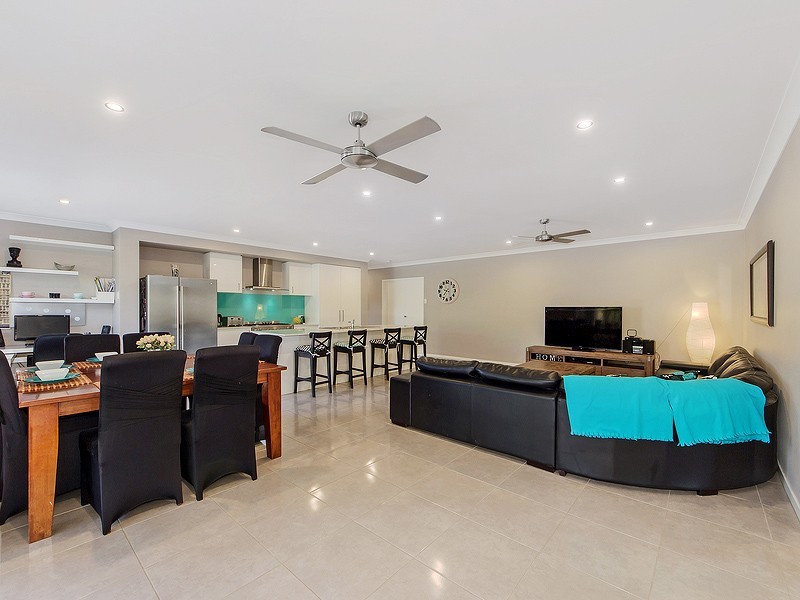 8 Brushtail Lane, Deebing Heights QLD 4306