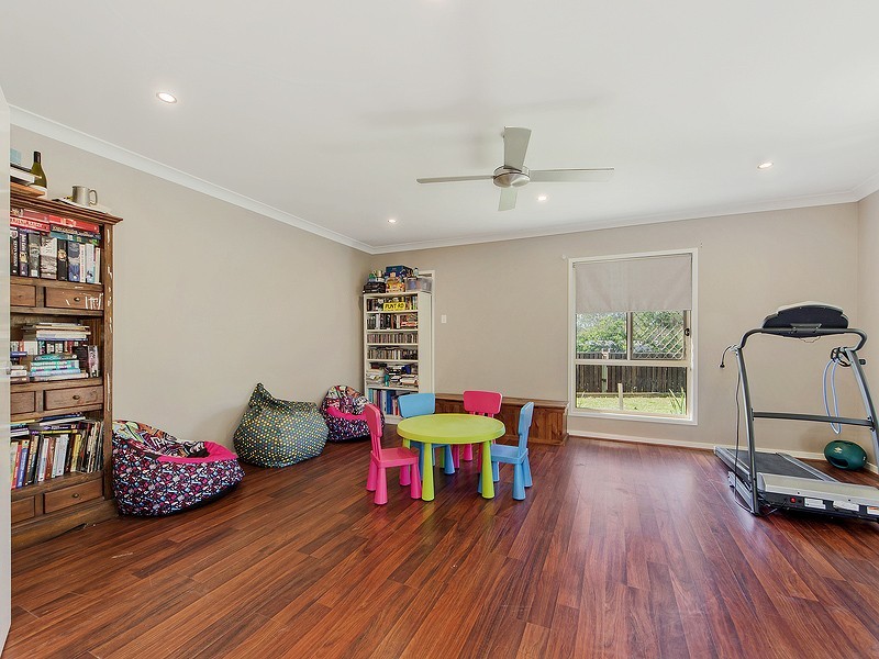 8 Brushtail Lane, Deebing Heights QLD 4306