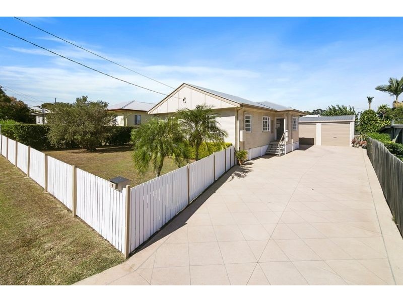 7 Shapcott Street, Eastern Heights QLD 4305